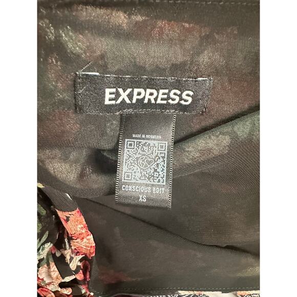 Express black red floral long sleeves blouse size XS - Picture 3 of 16